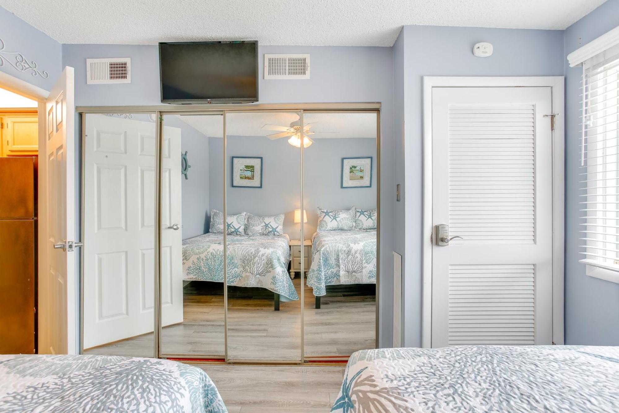 Quaint Wildwood Condo About Walk To Beach! Екстер'єр фото