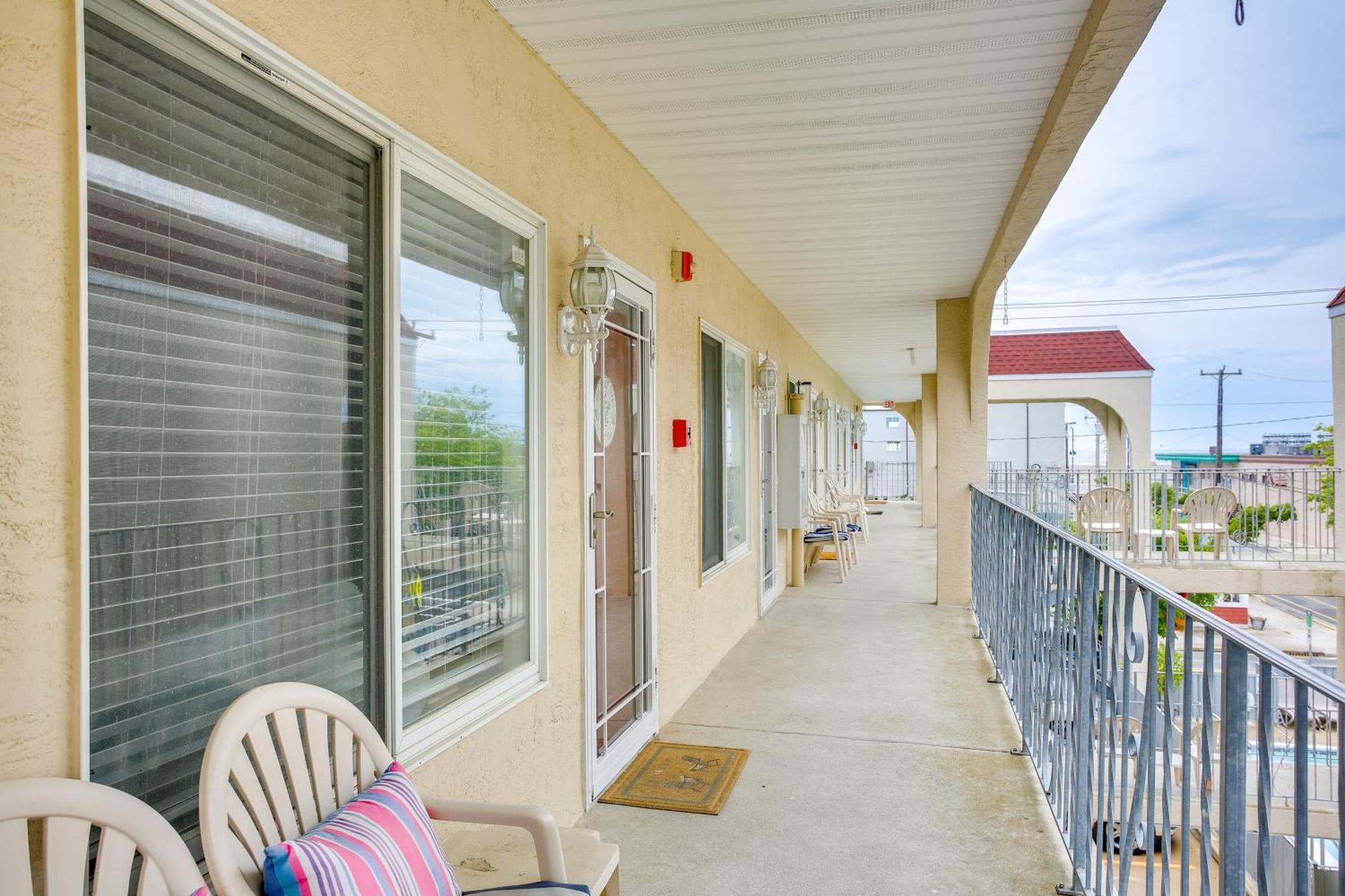 Quaint Wildwood Condo About Walk To Beach! Екстер'єр фото